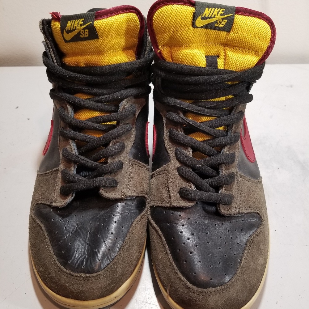 Nike Sb Dunks Boba Fett edition